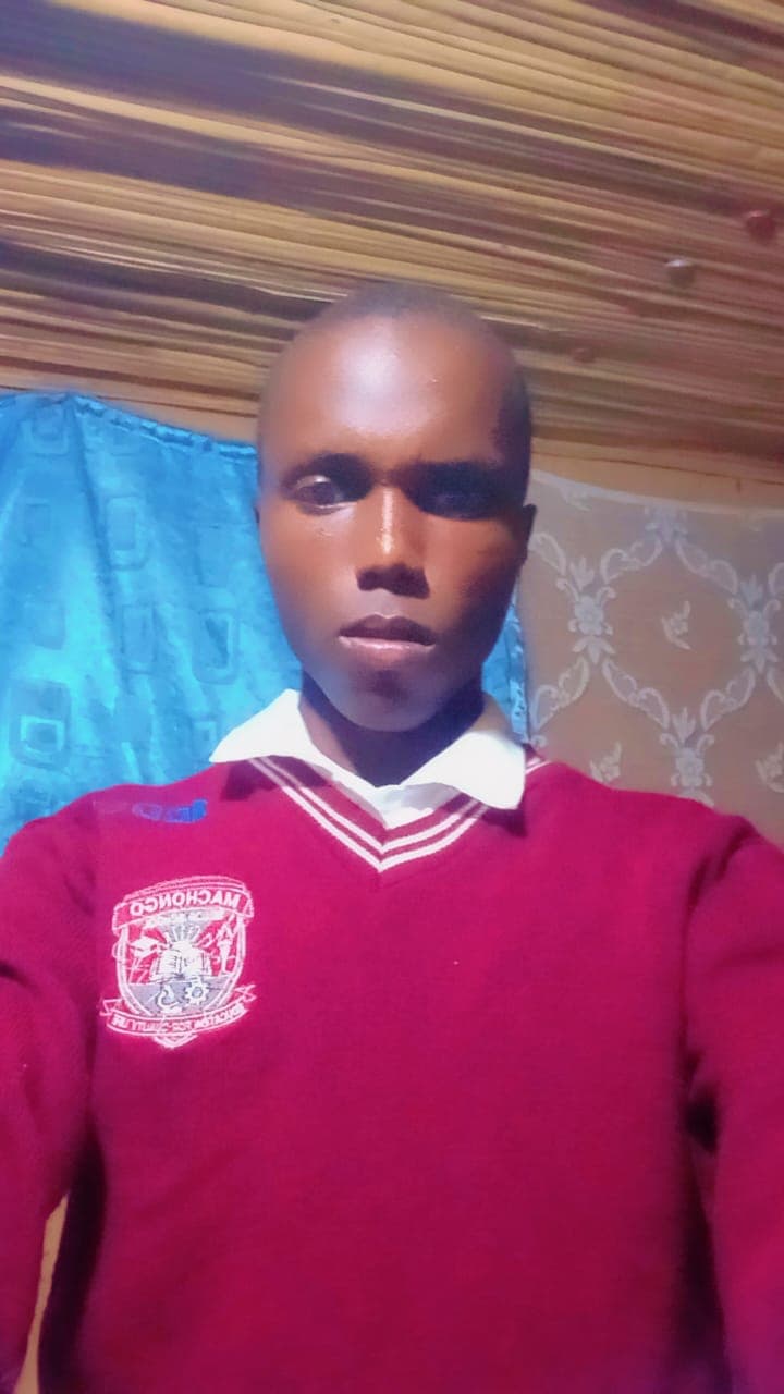 David Onchweri, 17